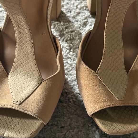 MR KT tan heels - Picture 3 of 9